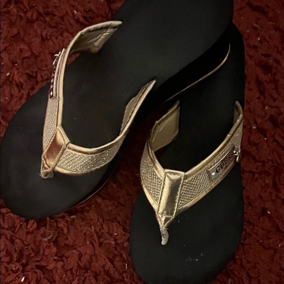 Guess Women's Black and Gold Sandals - Picture 5 of 9